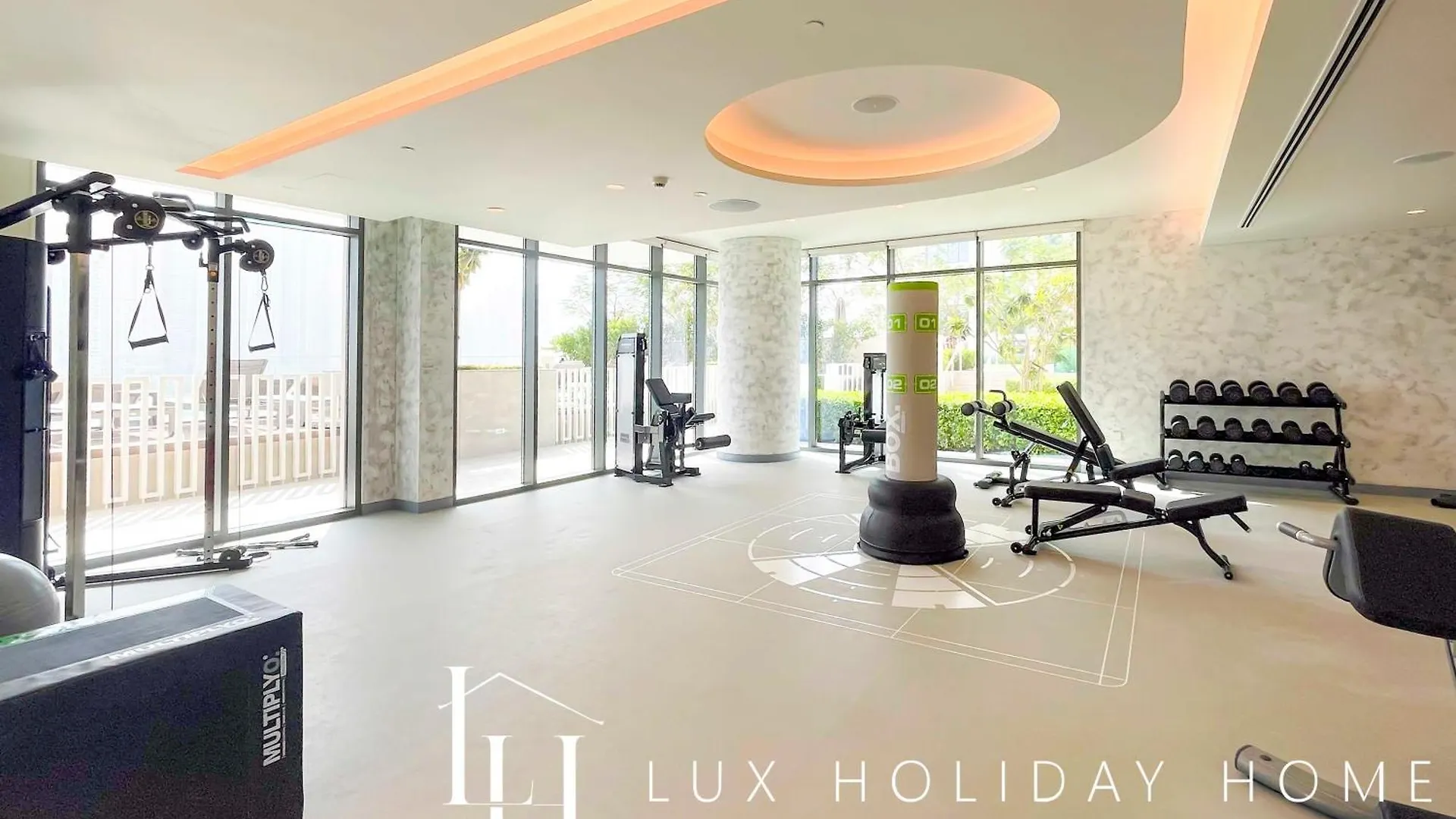 Lux The Marina Vista Beachfront Suite 4 Dubai 0*,